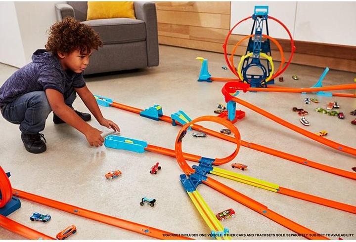 Actual product image Hot Wheels Track Builder Unlimited Adjustable Loop Pack