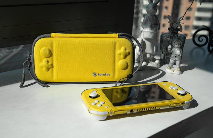 Actual product image tomtoc Slim Case (Switch Lite)