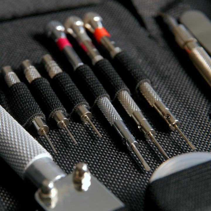 Produktbild Werkstein Universal Uhrenwerkzeug-Set – Reparatur-Kit mit Pinzette, Gliederentferner & Schraubendreher