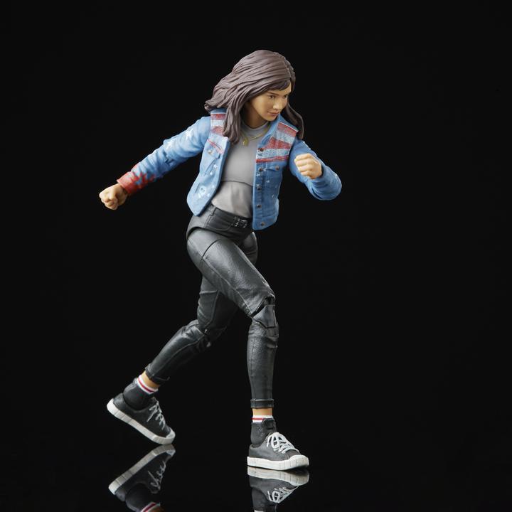 Actual product image Hasbro Legends Series America Chavez Action Collectible Figure (15 cm), 2 Accessories and 1 Build-A-Figure