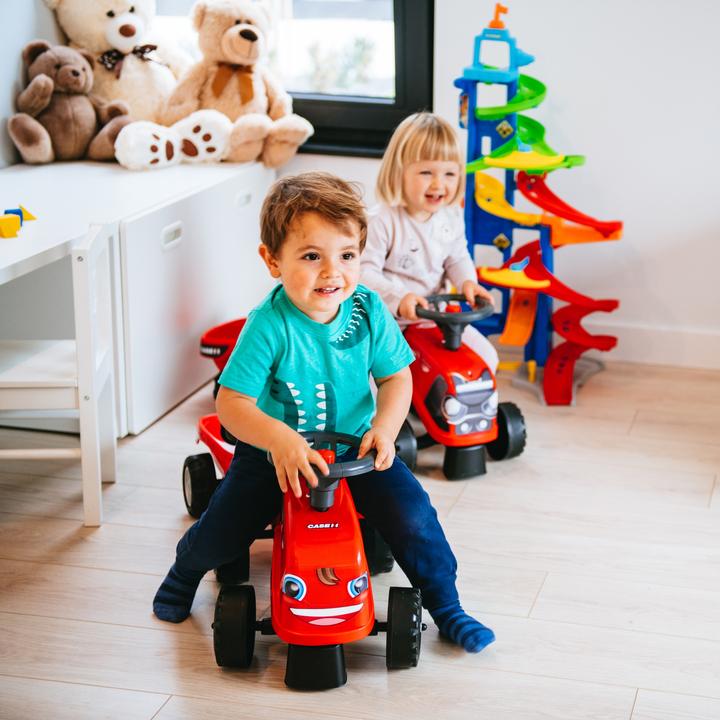 Actual product image Falk Toys Sliding vehicle pedal tractor with trailer