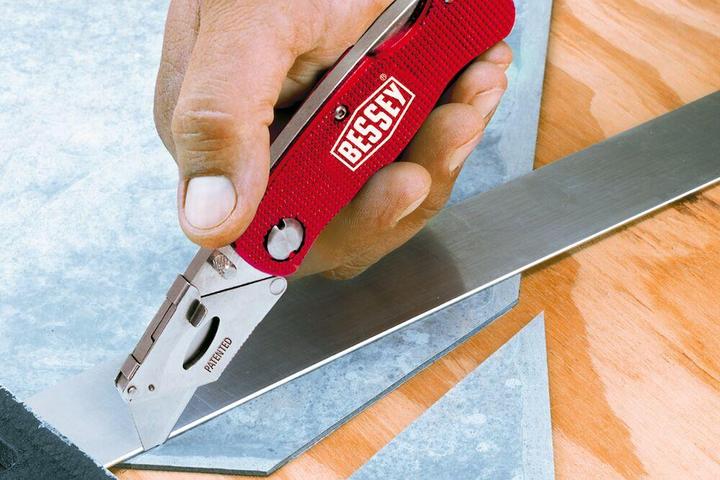Actual product image Bessey Bladed jack-knife with aluminium handle DBKAH-EU (Cutters)