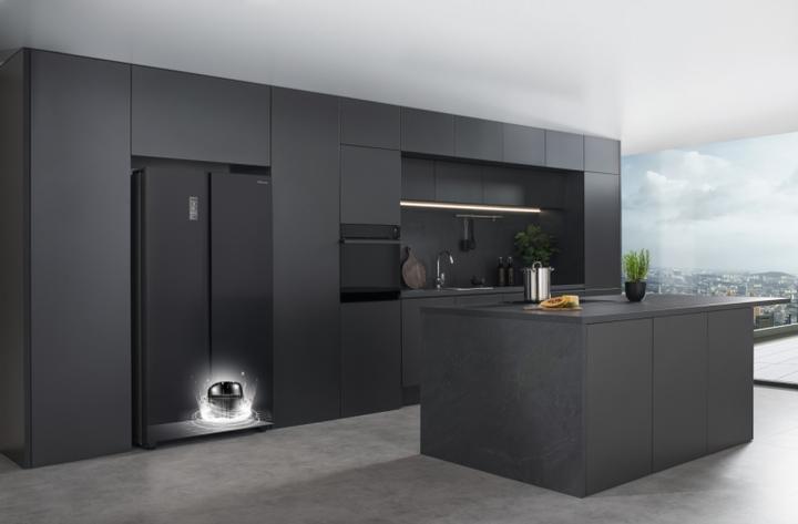 Image du produit Hisense RS711N4AFE - Americaanse Koelkast - Zwart (550 l)