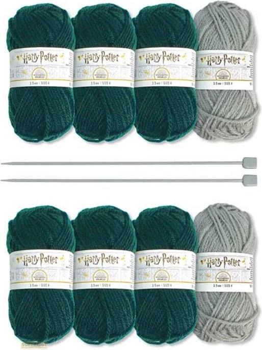 Actual product image Thumbs Up Harry Potter - Slytherin knit set house socks and mittens