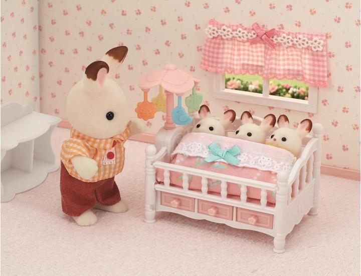 Image du produit Sylvanian Families Lit d'enfant avec mobile