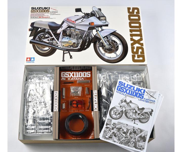 Actual product image Tamiya Suzuki GSX1100S Katana