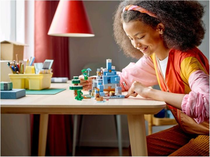 Produktbild LEGO Die Vereisten Gipfel (21243, LEGO Minecraft)