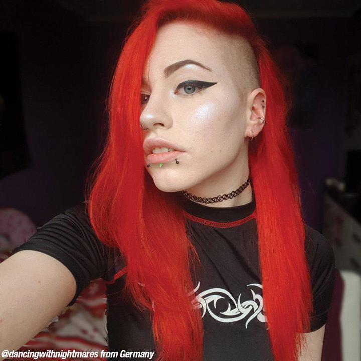 Actual product image Skybound Pillarbox Red Classic Creme Vegan Cruelty Free Red Semi Permanent Hair Dye 118ml (Pillarbox Red)