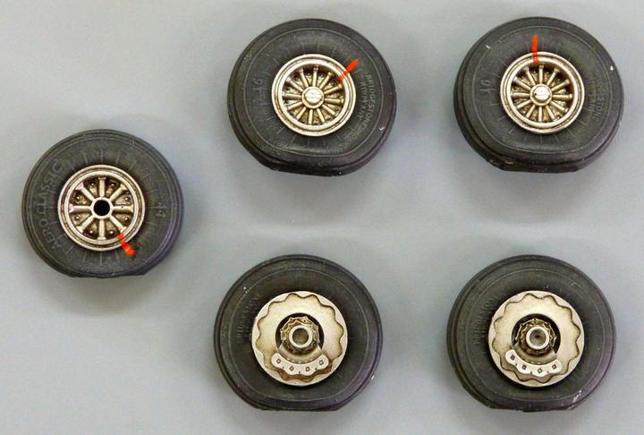Actual product image Plus Model Wheels for DC-6/C-118