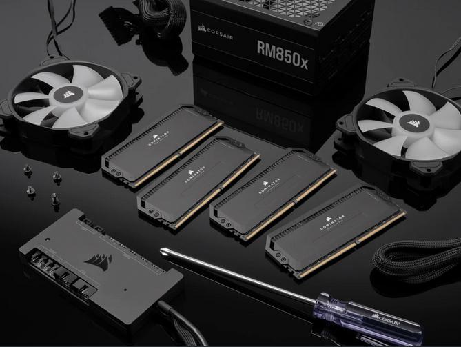 Produktbild Corsair Dominator Platinum (2 x 32GB, 0.01 MHz, DDR5-RAM, DIMM)