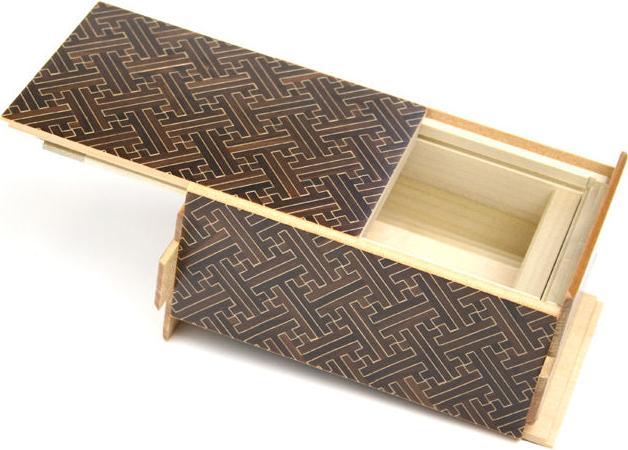 Actual product image Maruyama Himitsu Bako - Kurosaya (21 steps) - Japanese puzzle box