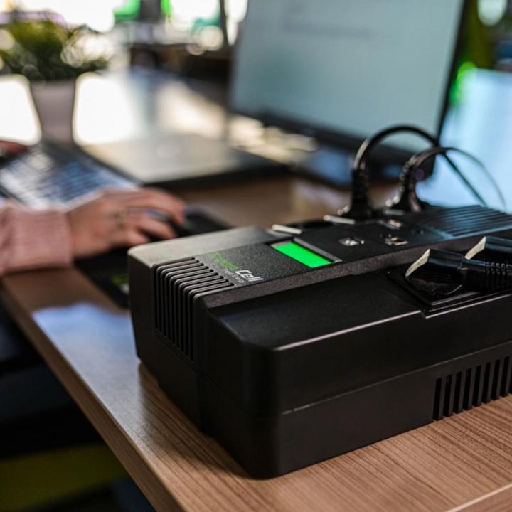 Immagine prodotto GreenCell Cell UPS06 Gruppo di continuità (UPS) Line-Interactive 999 VA 6 uscite AC (360 VA, 600 W, Interattivo linea UPS)