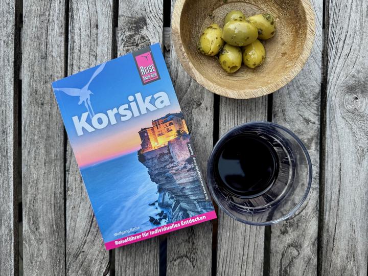 Produktbild Reiseführer Korsika (Deutsch, Wolfgang Kathe, 2025)