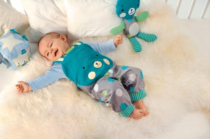 Produktbild klitzeklein & kuschelweich – Einfach niedliche Nähideen für Babys (Deutsch, Anja Gulden, 2020)