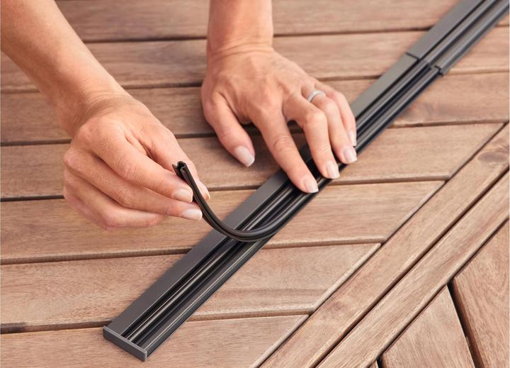 Produktbild tesa Insektenschutz Alu Lamellentür für Balkon- und Terrassentüren (95 x 220 cm)
