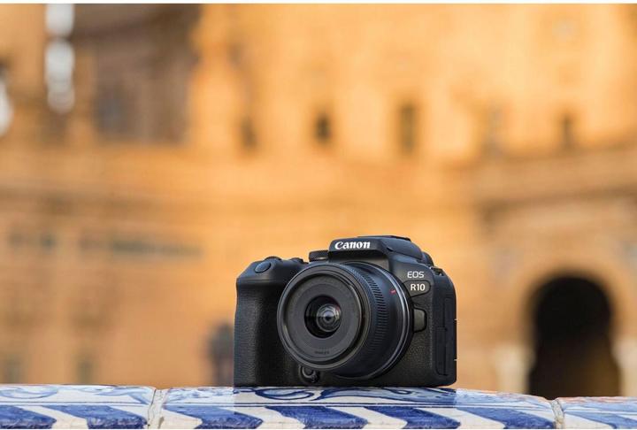 Immagine prodotto Canon EOS R10 Kit (18 - 45 mm, 24.20 Mpx, APS-C / DX)