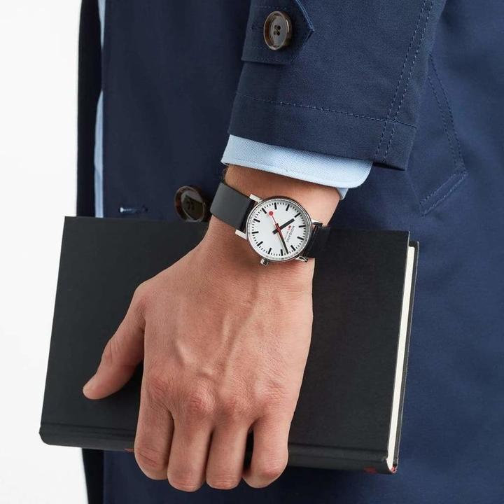 Image du produit Mondaine Evo 2 (Montre analogique, Swiss Made, 35 mm)
