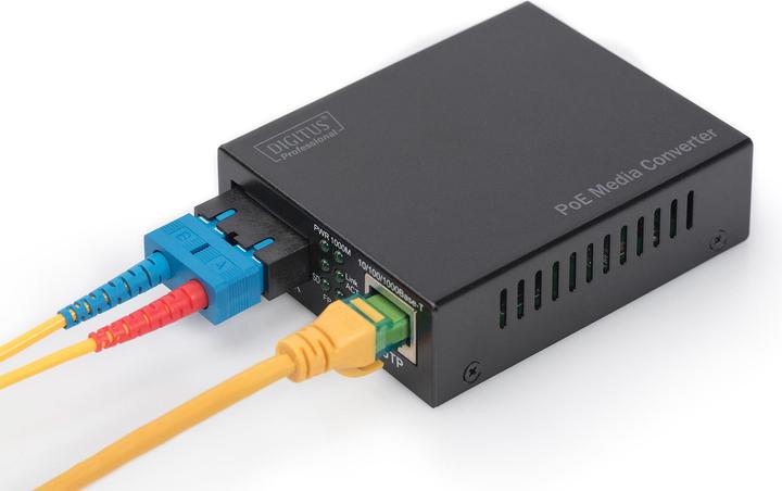 Actual product image Digitus PoE Media Converter Multimode 10/100/1000Base-T to 1000Base-SX Incl. power supply 30W SC connector (Media converter)