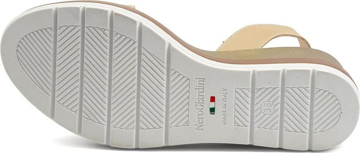 Actual product image Nero Giardini Ussita (37)