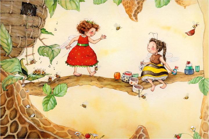 Produktbild Bilderwelten Erdbeerinchen Erdbeerfee - Bei der Bienenfee (54 x 36 cm)