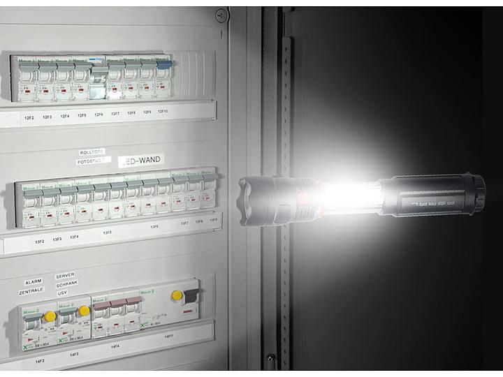 Image du produit Pearl Lampe de poche à LED 2en1 avec lampe de travail