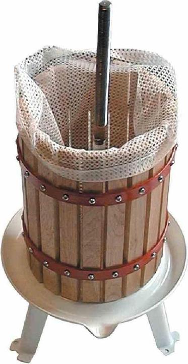 Actual product image Güde Solingen Fruit press OP 18 (CH plug)