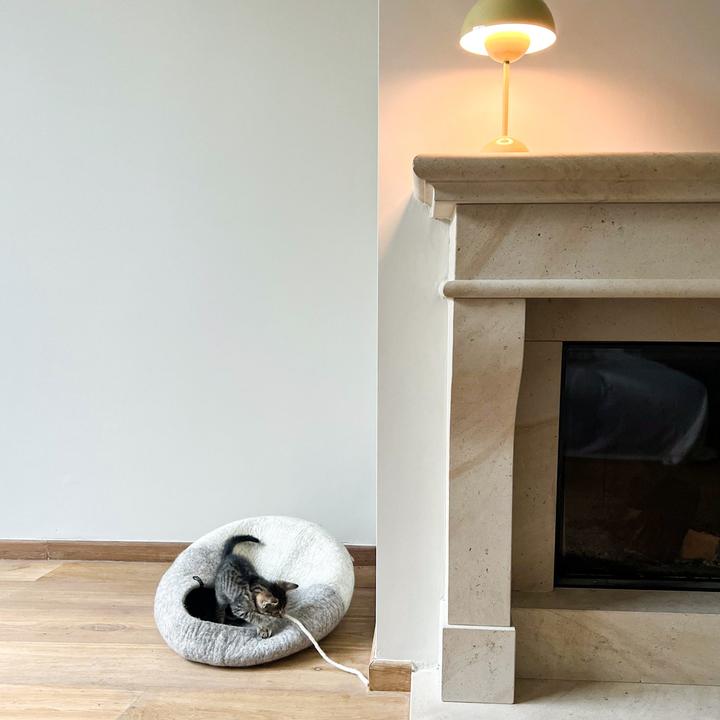 Actual product image LucyBalu PEBBLE KatzenhÃ¶hle aus Filz (Cat)