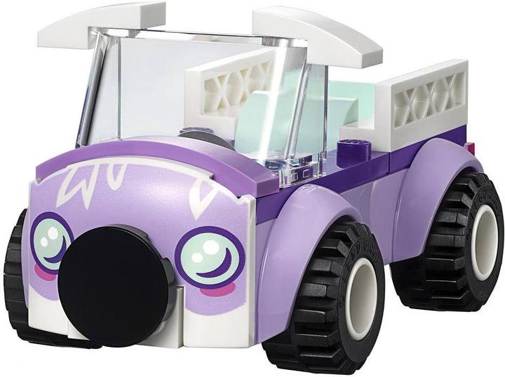Actual product image LEGO Emmas mobile veterinary practice (41360, LEGO Friends)