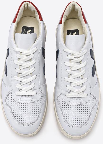 Actual product image Veja V - 10 (42)