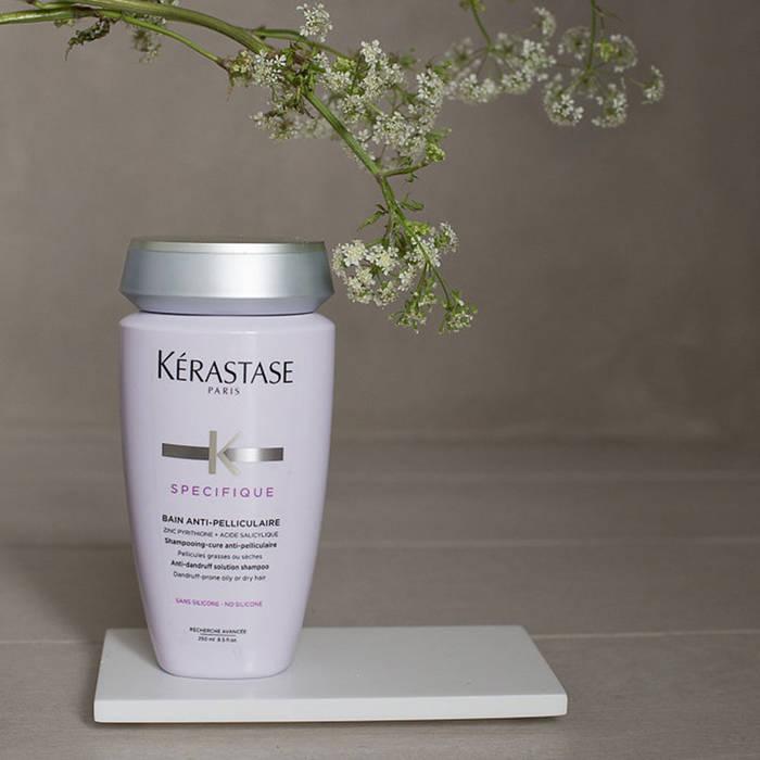 Produktbild Kérastase Specifique Bain Anti-Pelliculaire (250 ml, Flüssiges Shampoo)