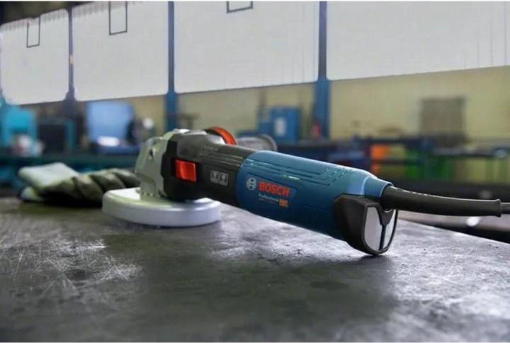 Produktbild Bosch Professional Winkelschleifer GWS 17-125 S (125 mm)