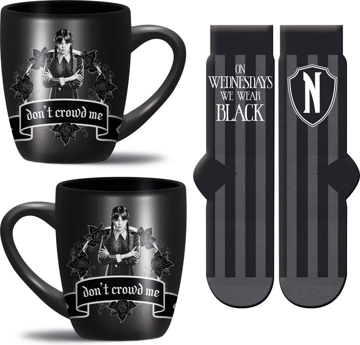 Pyramid Wednesday Set Mug and Socks Wear Black (315 ml, 1 x)