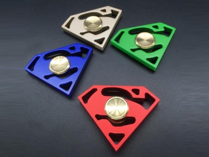 Actual product image FidgetSpinner Aluminium Superman spinner
