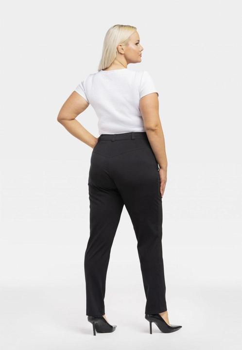 Produktbild Karko Grösse Hose model (54)
