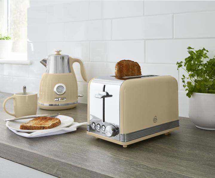 Produktbild Swan RETRO ST19010CN (810 W, creamy color)