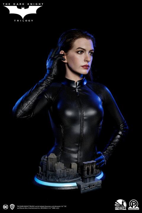 Immagine prodotto Infinity Studio DC Comics - Il Cavaliere Oscuro "Catwoman" Busto 1/1