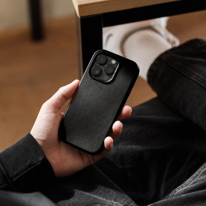 Produktbild Woodcessories Bio Leather Case (Apple iPhone 15)