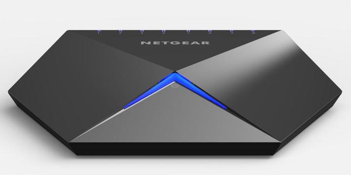 Produktbild Netgear Nighthawk S8000 (8 Ports)