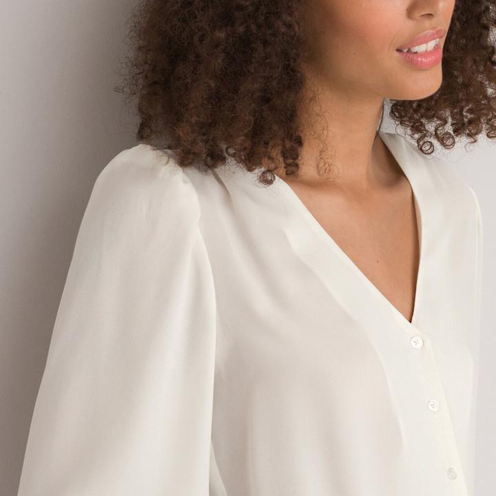 Produktbild La Redoute Collections Langärmelige Bluse mit V-Ausschnitt (38)