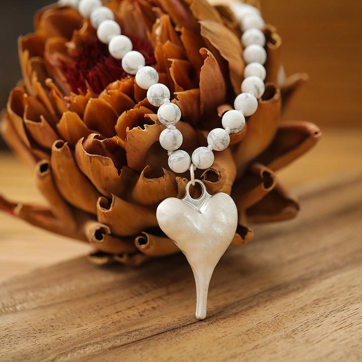 Actual product image Andreani Necklace (Cadmium, Plumb, Nickel, High-quality metal)