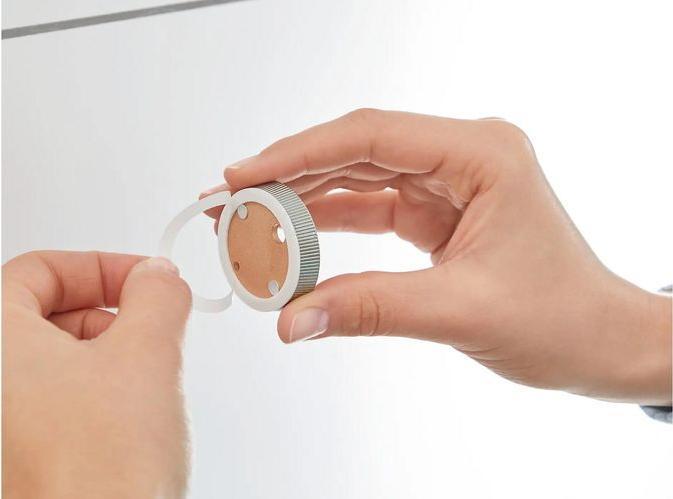 Immagine prodotto tesa Porta rotolo di carta igienica EKKRO con soluzione adesiva senza foratura