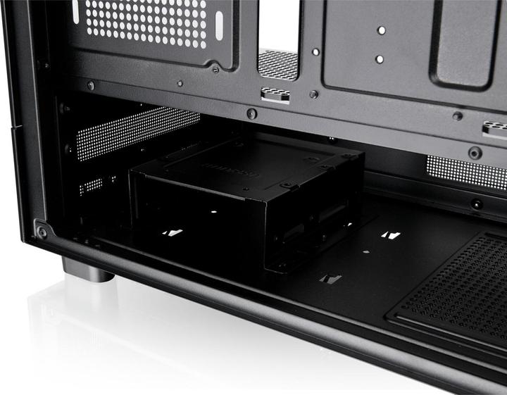 Actual product image Thermaltake View 270 TG (mATX, ATX, E-ATX, Mini-ATX)