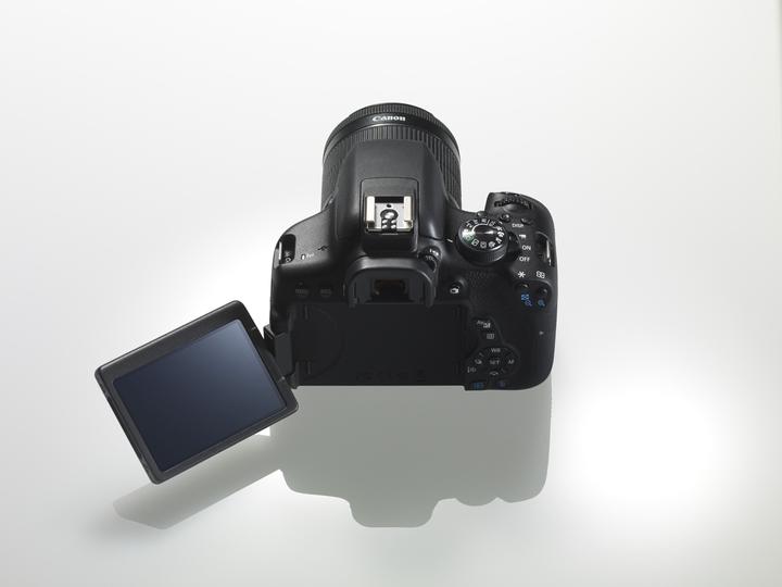 Produktbild Canon EOS 750D Kit - Import (18 - 135 mm, 24.20 Mpx, APS-C / DX)