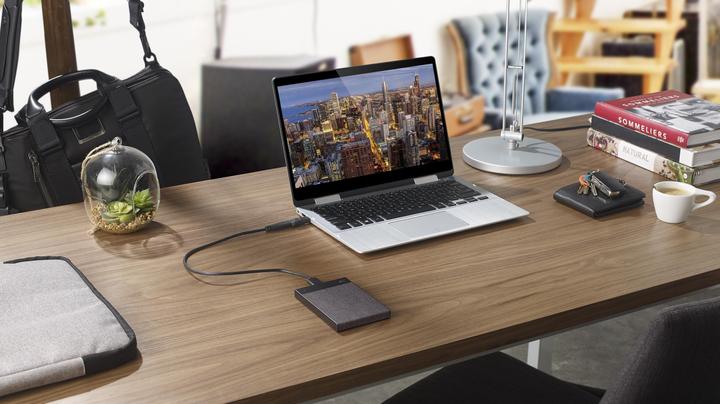Actual product image Seagate Backup Plus Ultra Touch (1 TB)