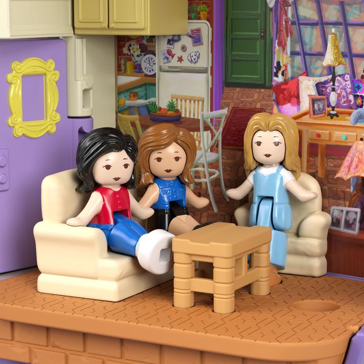 Actual product image Polly Pocket Friends Compact