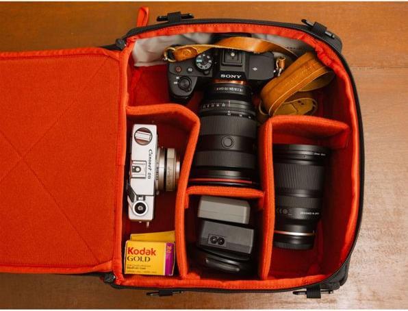 Immagine prodotto Moment Everything Camera Insert 8L - Nero (Borsa a tracolla per fotocamera, 8 l)