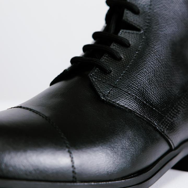 Produktbild Fouganza Reitstiefeletten 500 geschnürt Leder Damen schwarz (39)