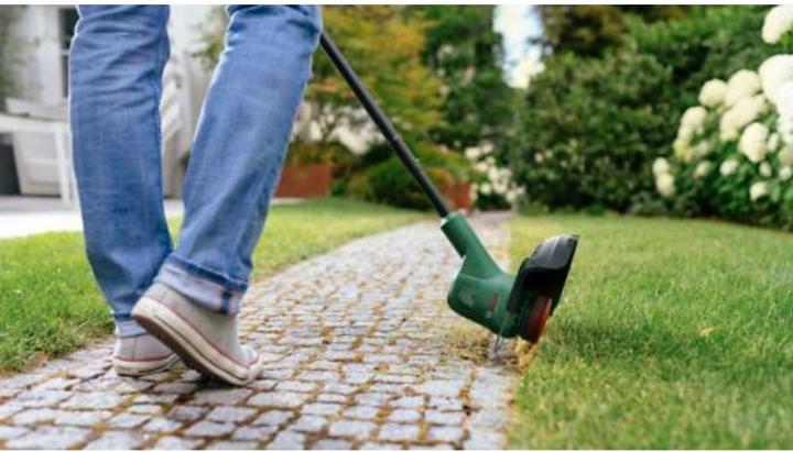 Produktbild Bosch Home & Garden EasyGrassCut 18V-260 (2x2,0Ah) (Trimmfaden)