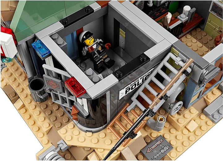 Produktbild LEGO Willkommen in Apokalypstadt! (70840, LEGO Seltene Sets)