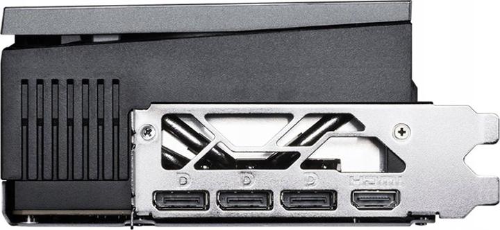 Actual product image MSI GeForce RTX 5090 32G VANGUARD SOC